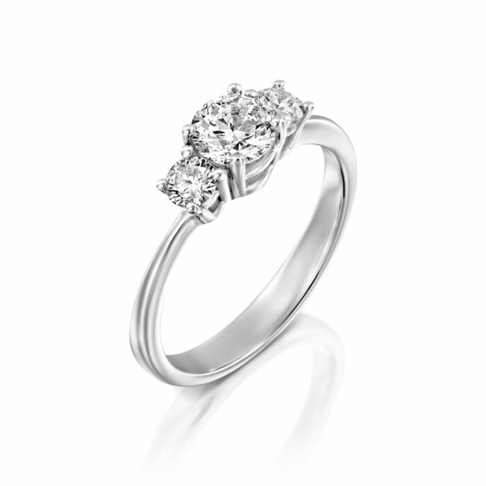 טבעת אירוסין שלושה יהלומים "סול"