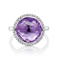 טבעת אמטיסט סגולה עם הילת יהלומים זהב לבן