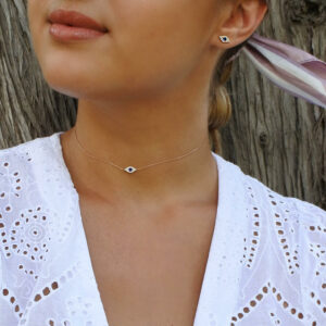 שרשרת נגד עין הרע עם ספיר כחול