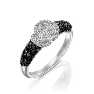 טבעת מעוצבת יהלומים שחורים ולבנים