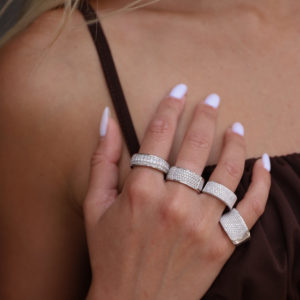 טבעת שורות יהלומים