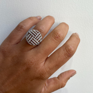 טבעת יהלומים עיגול