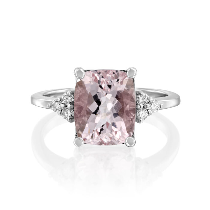 טבעת מורגנייט קושן ויהלומים