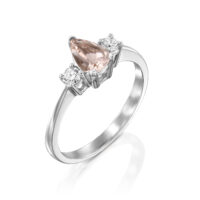 טבעת מורגנייט קושן ויהלומים