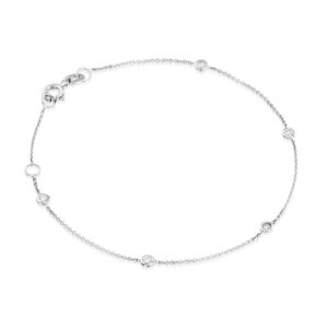 צמיד זהב חמישה יהלומים קטן ״מאי לי״