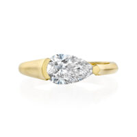 טבעת אירוסין יהלום טיפה East-West