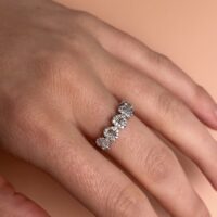 טבעת איטרנטי יהלומים לבבות "לאבי"