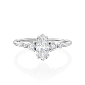טבעת אירוסין יהלום מרקיזה ״מלודי״