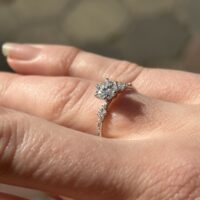 טבעת אירוסין "בת הים" עגול